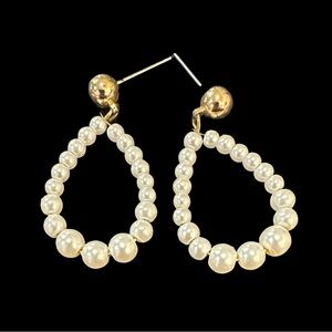 Faux Pearl Teardrop Earrings White Gold Tone Nice Quality Weight
